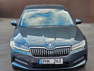 Skoda Superb foto 3