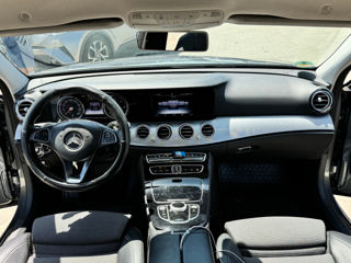 Mercedes E-Class foto 8