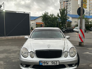 Mercedes E-Class foto 4