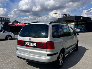 Volkswagen Sharan foto 4