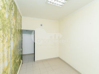 Spatiu comercial, Centru, 50 mp, 700 €  ! foto 8