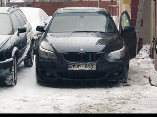 BMW 5 Series foto 4