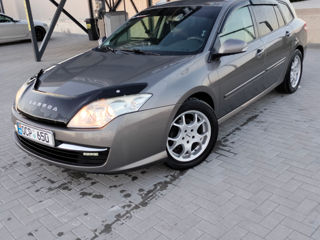 Renault Megane foto 8