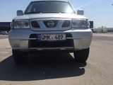 Nissan Terrano foto 2