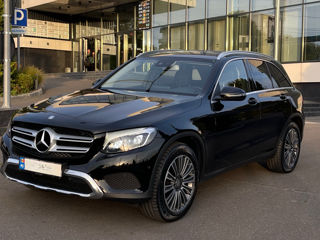 Mercedes GLC foto 1