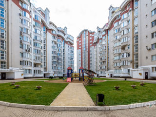 Apartament cu 2 camere, 96 m², Centru, Chișinău foto 15