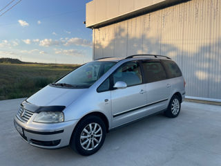 Volkswagen Sharan foto 3