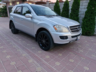 Mercedes M-Class