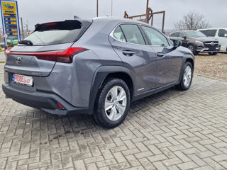 Lexus UX foto 7