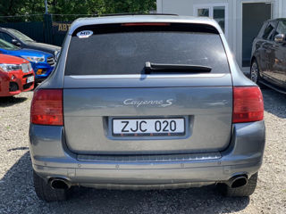 Porsche Cayenne foto 4