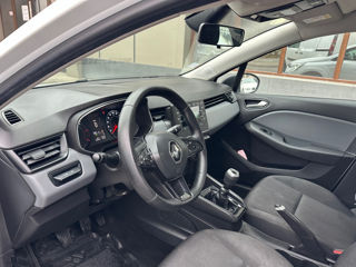 Renault Clio foto 10