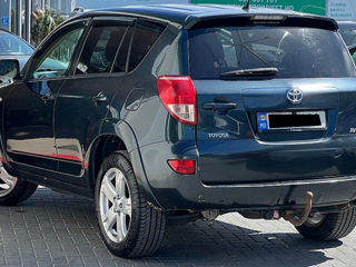 Toyota Rav 4 foto 3