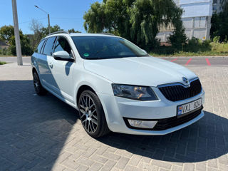 Skoda Octavia foto 1