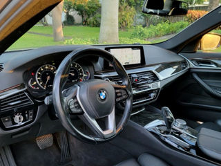 BMW 5 Series foto 6