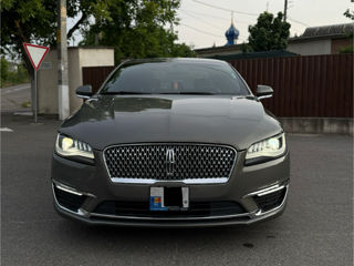 Lincoln MKZ foto 2