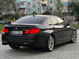 BMW 5 Series foto 3