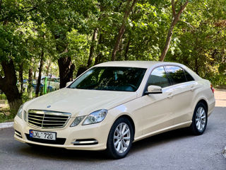 Mercedes E-Class foto 2