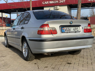 BMW 3 Series foto 4