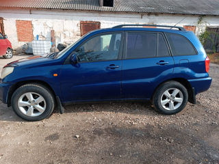 Toyota Rav 4 foto 4