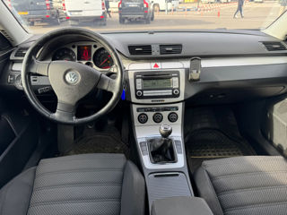 Volkswagen Passat foto 8