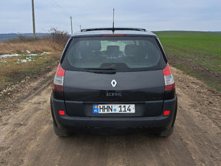 Renault Scenic foto 2