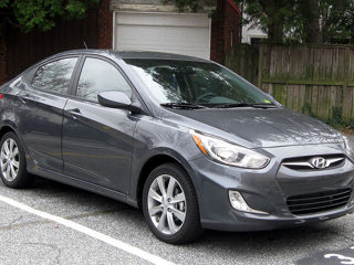 Hyundai Accent foto 3