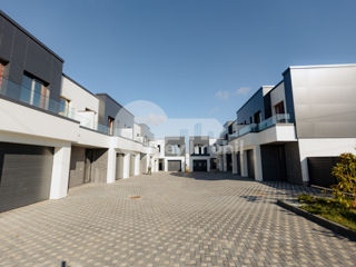 Townhouse 2 nivele, 168 mp, 130000 € foto 2