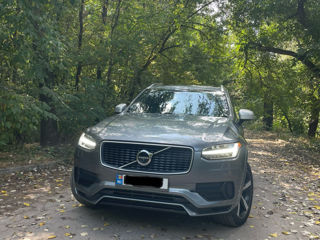 Volvo XC90 foto 1