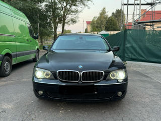 BMW 7 Series foto 3