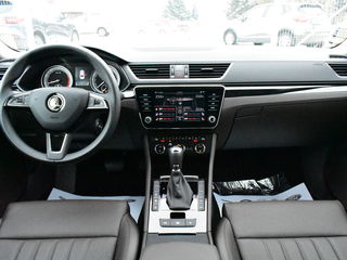 Skoda Superb foto 9