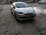 Renault Fluence foto 1