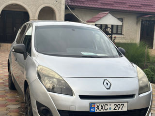 Renault Grand Scenic foto 3