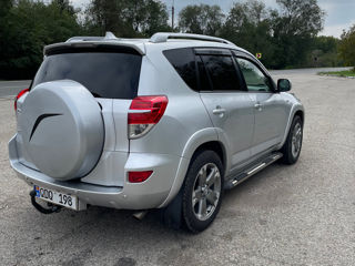 Toyota Rav 4 foto 7