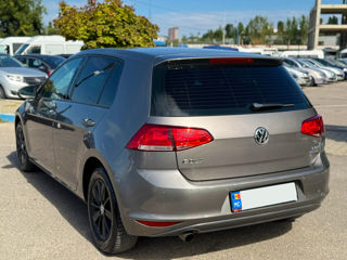 Volkswagen Golf foto 7