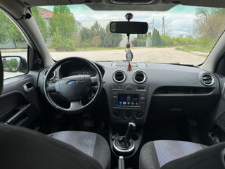 Ford Fusion foto 6