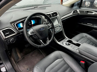 Ford Fusion фото 6