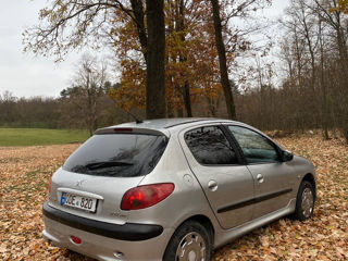 Peugeot 206 foto 4