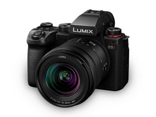 Vând Panasonic Lumix S5II, kit 20-60 mm + Sigma 35mm F1.4 DG DN Art + 2 SDXC 256 GB UHS-II Card