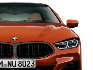 BMW 8 Series foto 4