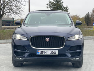 Jaguar F-PACE foto 2