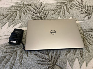 Dell XPS / Display 13 /  intel core i5 6200U /Ram 8GB / SSD  m2 NVMe 256 GB Stare buna!