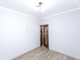 Apartament cu 3 camere, 80 m², Buiucani, Chișinău foto 7