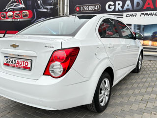 Chevrolet Aveo foto 6