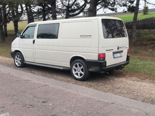 Volkswagen Transporter foto 2