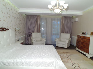 Apartament cu 3 camere, 139 m², Centru, Chișinău foto 5