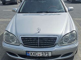 Mercedes S-Class foto 1