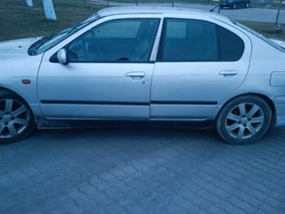 Nissan Primera foto 2