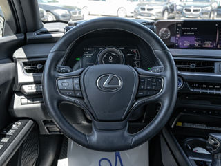 Lexus UX foto 8