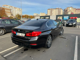 BMW 5 Series foto 3