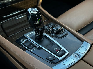 BMW 7 Series foto 13